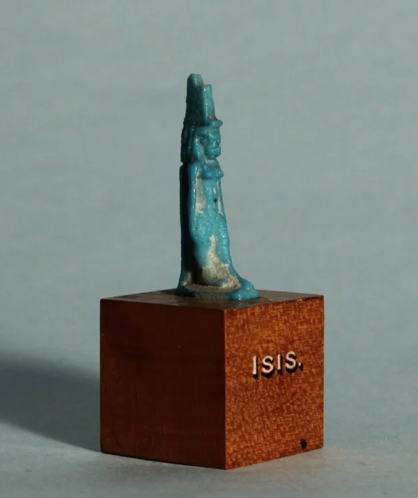 7915b