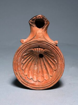 Roman Oil Lamp: Scallop